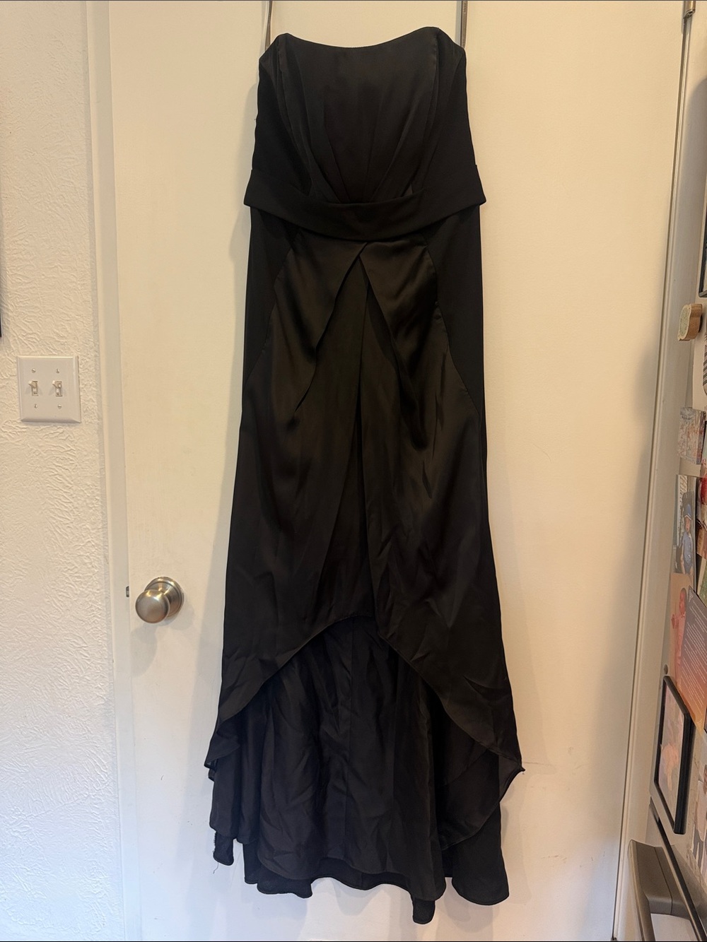 Vera Wang Black Strapless High-Low Evening Gown